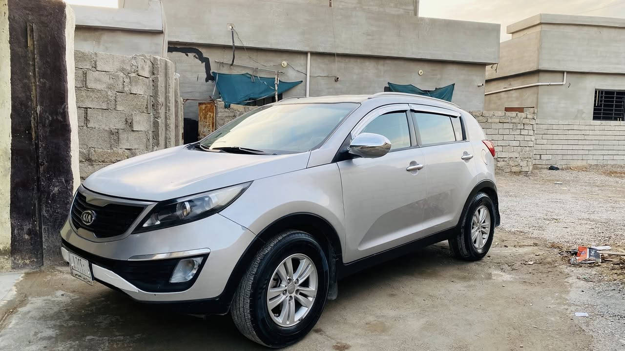 سلام عليكم ورحمة الله وبركاته
كيا سبورتج 2011

محرك 2000

السياره نضيف مال بيت

ضررها جاملغ وشويه بل باب الخلفي من اليمنى

السعر 120وبيها مجال للشراي

للتصال***********
