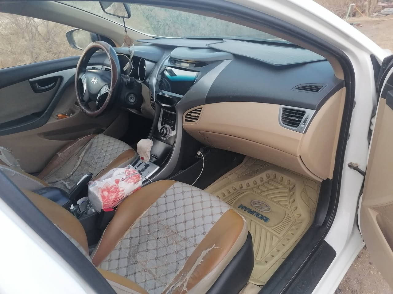 النترا خليجي 2012 فول فتحه اشاير بالمري انضمة قياده اربعه دسك كفاله لا صبغ ولا تبديل عدا رصعات بصيطات شوف العين  رقم بابل انگليزي مكينه 1800 مكينه كير خير من الله  لافتح ولا تنقيص العنوان ديوانيه /***********
