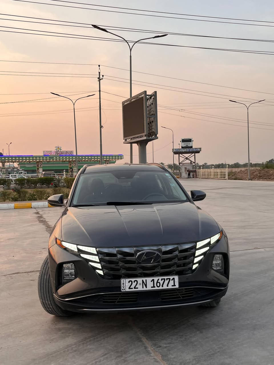 السلام عليكم
توسان للبيع لون فيلي❗️ السعر $207 ❗️ قابل للتفاوض 
2024 ماشية 37 الف جديدة 
🛑مواصفات SEL بدون ايرباك كلها سليمة ❗️ 
🛑مكينة 2500 بانزين 
🛑لايتات زنون ولد ماعدا الخلفي 
🛑اريل نفكيشن 
🛑نقاط عمياء 
🛑رادارات 360 درجة 
🛑قيادة ذاتية تحديد مسار 
🛑صندوق كهرباء 
🛑حساس مطر امامي وخلفي 
🛑زر تراكشن 
🛑زجاج auto فقط السايق والراكب 
🛑شحن لاسلكي 
🛑تدفئة مقاعد 
🛑درايف مود ٤ وضعيات
🛑هاند بريك كهرباء 
🛑دفلوك
🛑زر التحكم بالكامرة
🛑اوتو هولد 
🛑واتو ستوب 
🛑تحكم نزول منحدرات 
🛑بصمة ابواب لمس وانارة ترحيب 
🛑كشن السايق كهرباء 
🛑تبريد قطعتين 
🛑وشواحن خلفية 
🛑السيارة HTRAC دفع رباعي AWD المرغوب 
🛑سبيرها وطفايتها ومثلث والعدة كلة موجود 
مضلة صندوق خلفي وشبكة 
رقم الشاصي :5NMJBCDE2RH303994
طختها موجودة هذا الشاصي فوك 👆 
وبيها بالعراق بارد بالجنطة موجود بالصور 
رقمي ***********
