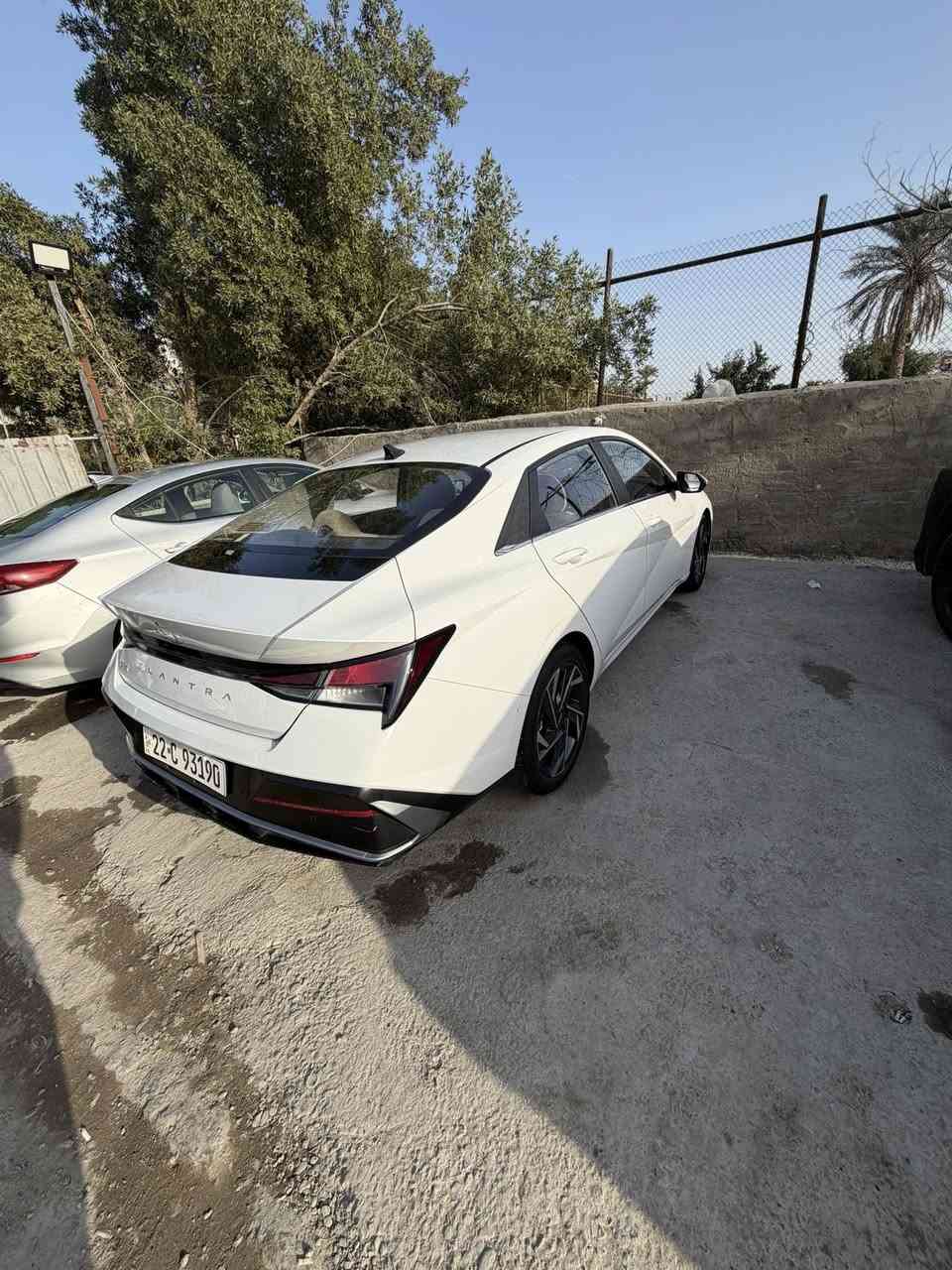 سلام وعليكم الانتر 2024
ماشي ٢٦ الف 
فول موصفات مكفوله 
مكفول محرك 
سياره حلو جديد باسمي سنوي 
***********
