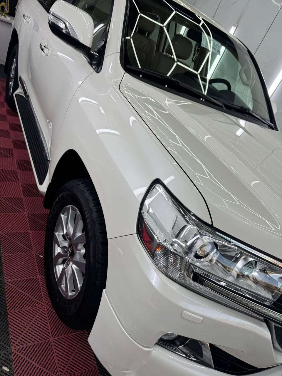 لاندگروزر 2018 بريم أصلي dvd جديدة بمعنى الكلمة بغداد استخدام شخصي مكفولة بدون صبغ بدون تبديل واتساب ***********
بيها رصعتين pdr السعر 52
