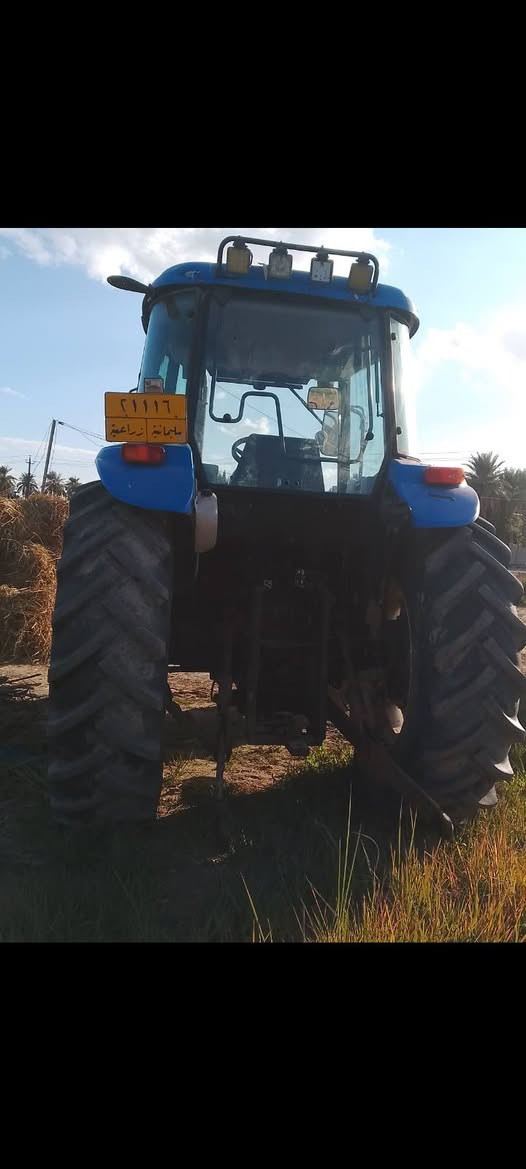 سلام عليكم مكينه نيوهلند TD95
محرك مفتوح لا تنقيص ولا بخار 
 كير اكسن ب شرط كفاله عامه 
عنوان سماوه ***********
