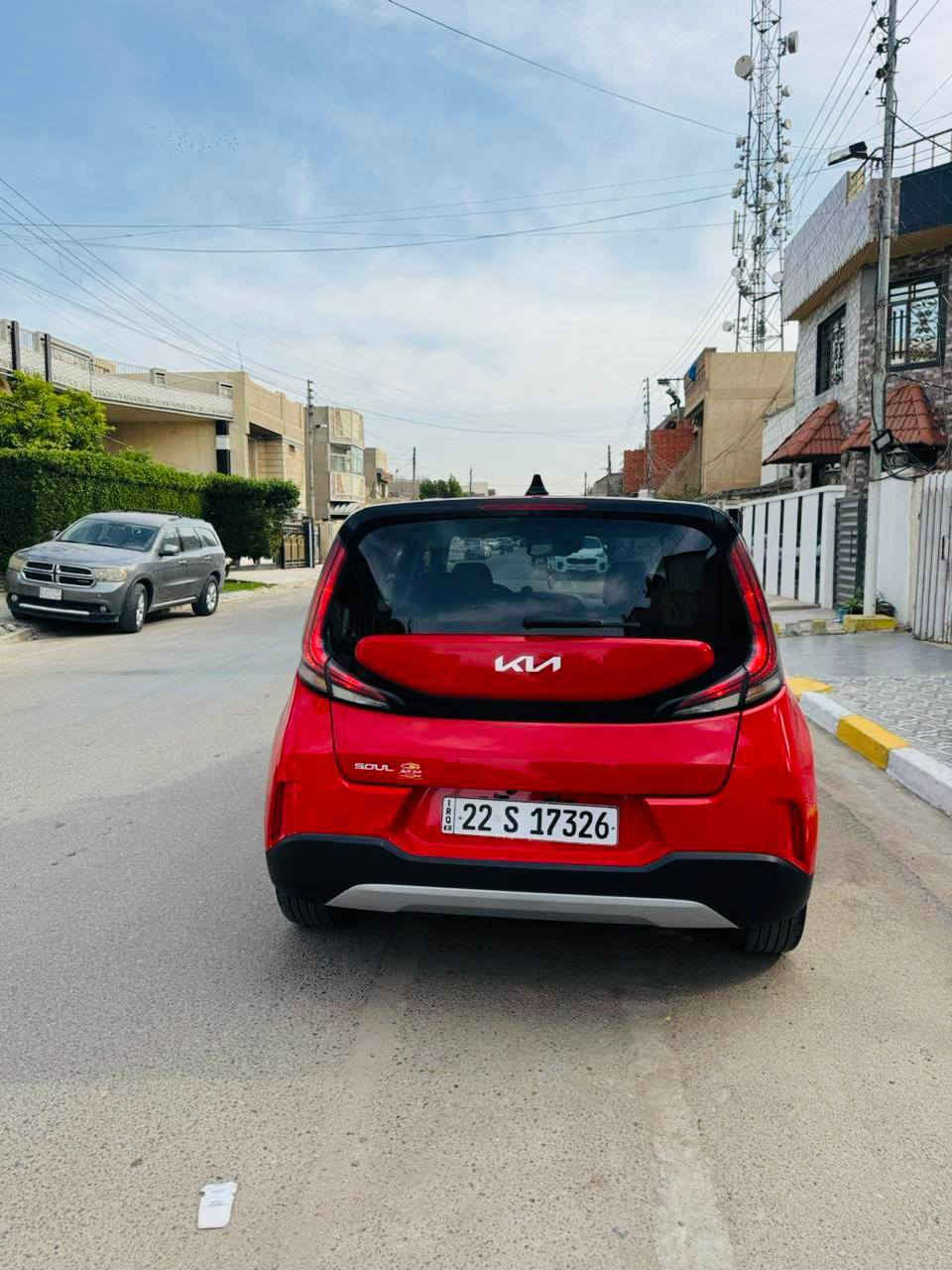 كيا صول موديل 2023
حدثها جالملغ خلفي بدون دواخل

المواصفات 

شاشة دجتل  

محرك 2000 دوش

رادار امامي

رادار خلفي

رادار جانبي

شاشة كبيرة

كامرة دوارة

اوتو ستوب

تحديد مسار

قيادة ذاتية

توقف ذاتي 

تنبيه عند مغادرة المسار

كروس سرعة

مانع انحدار

ويل كب حجم 17  

حساسات 360 درجة

وضعيات قيادة

شحن واير ليس 

وبعد بيهة مواصفات

سيارة جاهزة وكاملة بدون نقص 

 صورالحادث مرفقه بالمنشور رقم الهاتف ***********

مكانها واسط مركز مدينه

