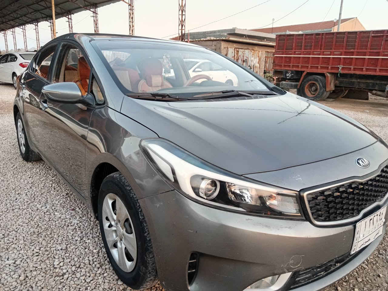 كيا سيراتو موديل ٢٠١٧ محرك ١٦٠٠ رقم مثنئ تحويل ثاني يوم بيها نصف جاملغ خلفي صبغ بدون عابر ودوسه صبغ فقط السيارة جاهزة تبريد حداديه محرك وكير شرط السعر ١٢٧ ورقة نقد أو مراوس مكان السيارة السماوه الرميثه للاتصال *********** او *********** أو ***********
