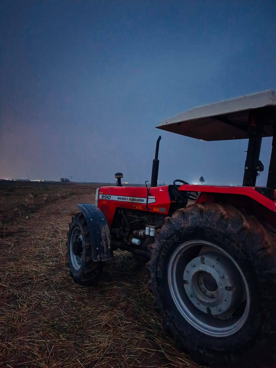 السلام عليكم
تركتر فوركسن هندي موديل 2014
السعر 115 وبيه مجال
للاسفسار ***********
