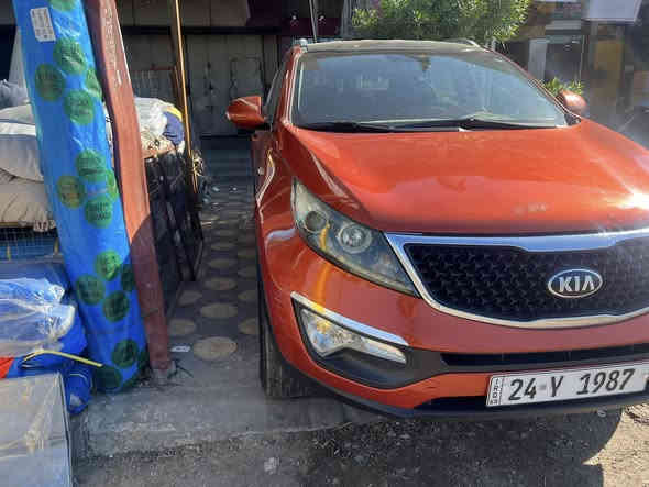 كيا سبورتج موديل ١٦ خليجيه للبيع سعر ١٤٢
رقم دهوك للبيع بس مو هذا رقم البيهة رقم عادي بتحويل ناخذه ونرقم غيره
بدون حادث فقط صبغ البنيد اثر جراد
مواصفات عاديه قماره حديد
ماشيا ١٦٠
سياره جاهزه
موجوده بغداد الجديده او جميله
السعر ١٤٢
تلفون ***********
