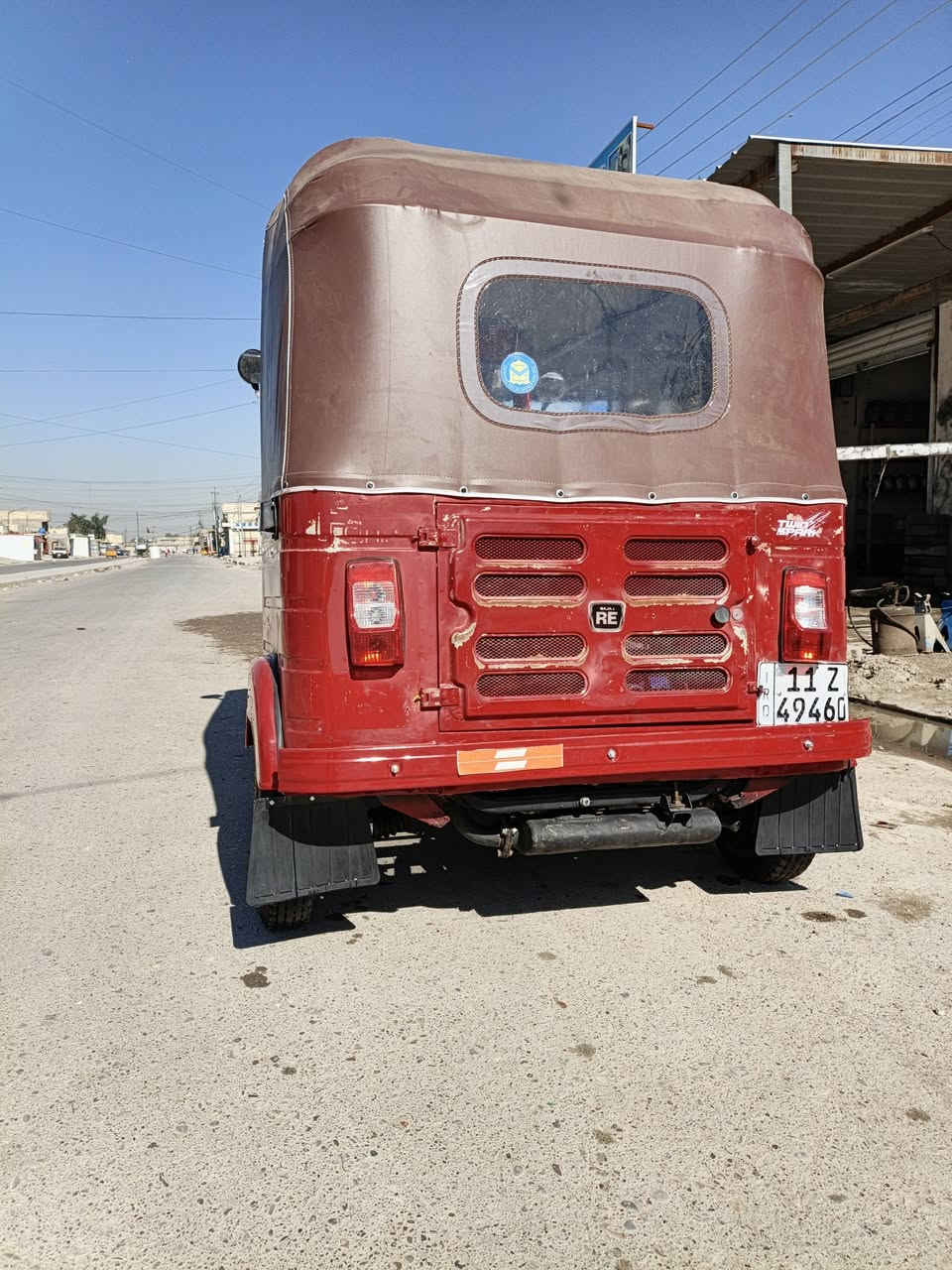 سلام عليكم تكتك للبيع موديل 2018رقم وسنويه تحويل ثاني يوم العنوان بغداد جسر ديالى القديم مامتواجد خاص هاتف للاتصال ***********
