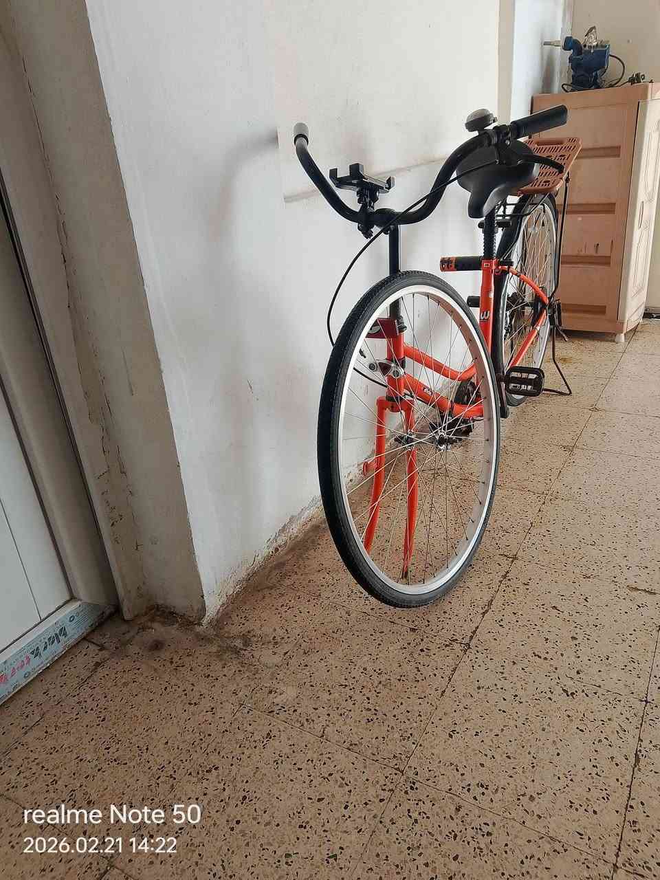 سلام عليكم ✋🏿 عندي هذه الباسكل حجم 26 موديل 21 الباسكل حيل نضيف مكاني موصل حي  الثوره السعر 85وبي مجال للطيبين ولوتي 🩴 خاص مفتوح تحياتي


**إذا كنت صاحب هذا الإعلان وتريد حذفه لأي سبب، رجاءا أرسل رسالة إلى الدعم الفني**