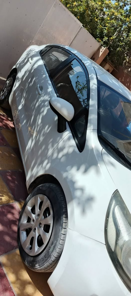 السلام عليكم كيا ريو 2013
للمراوس بميراج .. او بيع 
خليجي مكفوله من صبغ وتبديل 
ادامه للمكينه وتخم تايرات .. جاهزه 
***********
