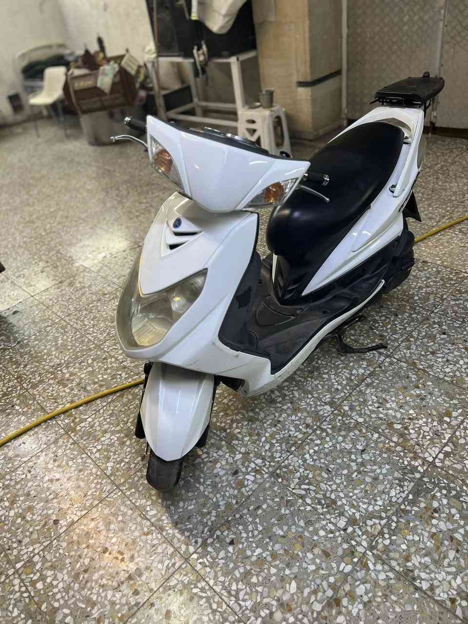 سلام عليكم دراجة سكنس فحل 140
وارد يابان قبغ نفخ لمكينة مجفته 
لسعر 500الف
للستفسار (***********)
