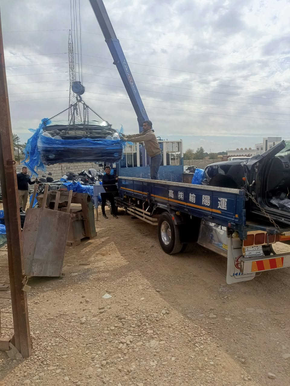 سوناتا وفود وكراند 
***********
العنوان ديالى بعقوبه الصناعه الثانيه قرب صناعه سلوان
