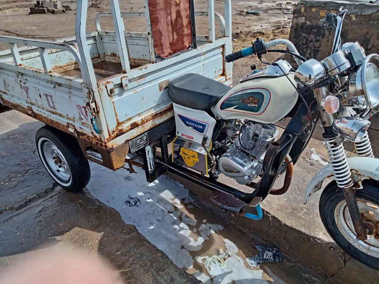 السلام عليكم ستوته للبيع اوراق وكيل موديل 2020
محرك 26 صاله شهر من شاده
 ستوته جاهزه البدي قطرت خياس مابيه مكاني شطره
 السعر 1550 وبيه مجال 
***********
