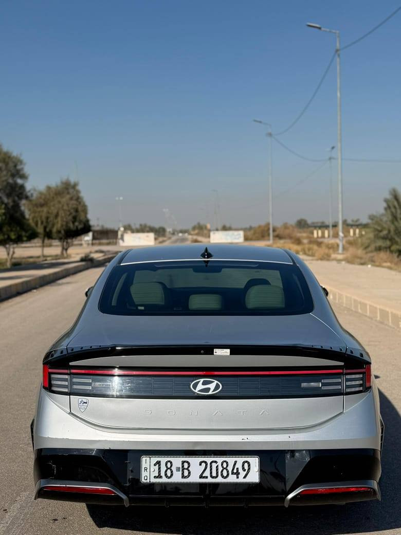 السلام عليكم 

سوناتا موديل 2024 رقم بابل انكليزي حادثها جاملغ وباب بدون دواخل ماشيه 28 الف السعر 185 وبيه مجال قليل مكاني بابل *********** حلة, بابل
