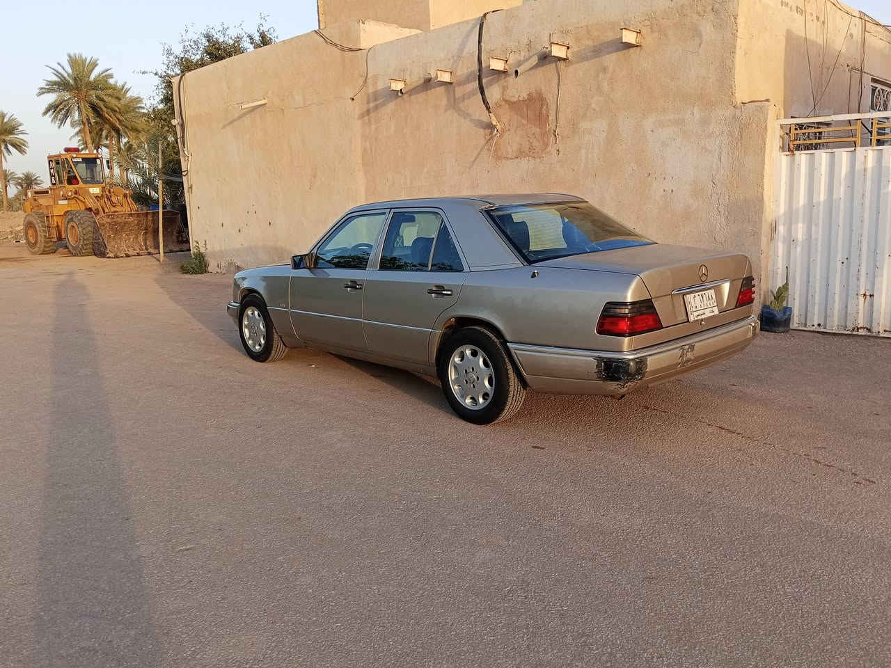 سلام عليكم مارسدس دب
موديل 91

 رقم بغداد سنويه 2026شهر الثامن

 محور vvt السعر 48 وبيه مجال 

سياره خير من الله

 مكان نجف ناحيت الحريه 

استفسار ***********
