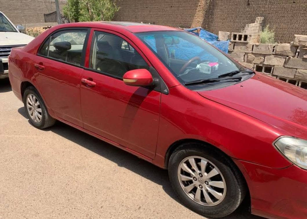 سلام عليكم BYD G3 موديل 2014 كير اوتو محرك كير تبريد مكفولات صدر جديد امامي كامل درايف شفتات زوج جدد زوج تايرات جدد معمره الدوسات وبيها طخه خفيفه بل خشم كلش خفيفه وهاي الي بالجاملغ الخلفي والباب كدام عينكم السعر 42$وبيها مجال بسيط مكاني بغداد العبيدي للستفسار اتصال واتساب 
‏‪***********‬‏
