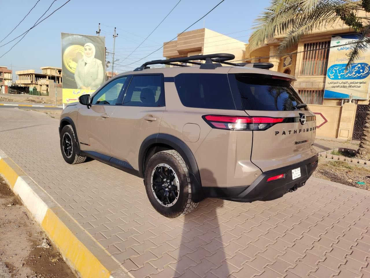 للبيع نيسان باتفندر موديل2024 اعلى فئه روك كشنات منفصل رقم بغداد السياره جديده للاستفسار الاتصال على الرقم ***********
