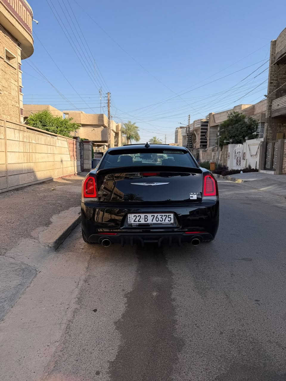كرايسلر 300S . (كولد) .

الموديل : 2018  . (كندي) . 
العداد : 132 miles
المحرك : V6 . 3.6L . 
الضرر : صبغ دعامية أمامية 
السعر $ 235 بيها مجال 
 الرقم اربيل 
موقع السيارة بغداد/ السيدية 
ه‍ : ***********
المواصفات :
* پانوراما . 
* مصابيح امامية زنون مع LED . 
* ويل قياس 20 أنج گولد . 
* شاشه كبيرة كاربلي.
* سستم صوت الپاين 
* مقصورة الركاب من الجلد الفاخر .  
* المقاعد الأمامية كهربائية . 
* مقاعد أمامية وخلفية تدفئة . 
* تشغيل عن بعد . 
* تدفئة ستيرن . 
* محدد سرعة . 
* تلفون بلوتوث . 
* كاميرا خلفية .
* مرايا متحسسة للاضاءة العالية .
* كير شفتر بالستيرن . 
* دخول ذكي (بصمة) .
