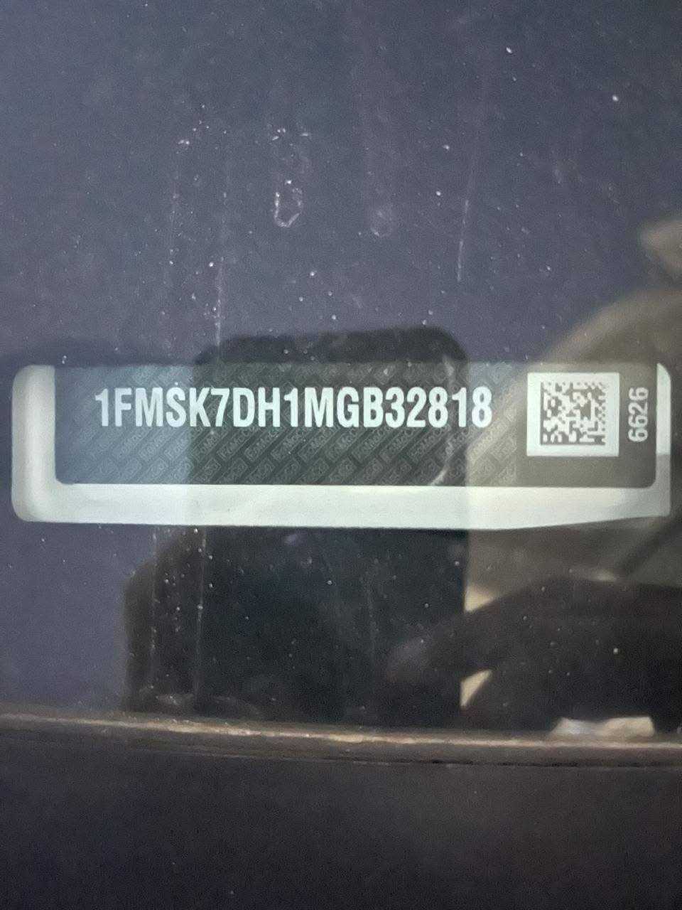 فورد اكسبلور
2021 Ford Explorer xlt 
محرك 4 سلندر 2300 بانزين
300 حصان 

-بصمة ابواب واضائة لد بالجوانب  
-تبريد مركزي 3 قطع
-تحديد مسار
-حساس و رادار امامي خلفي وجانبي
-صندوق كهربائي
-6 راكب VIP تدفئة كشن 
شاشة تبريد تحكمات كامله
-كود باب
بصمتين 
تشغيل عن بعد 

حادث جاملغ ايمن امامي ( تبديل وكالة)  صبغ طرف البنيد _ صبغ ( كارت ) باب السائق كد شبر 
دبل اكسل 7 وضعيات قيادة
اوتو هولد
گير ماوس
مانع انزلاق 
تحديد مسار 
بعد هواي مواصفات 
سنوية بأسمي تحويل او وكالة .
العداد 98 الف كيلو قابل للزيادة
السعر 215 و بيه مجال موقع السيارة بغداد

صور الحادث وكذلك رقم الشاصي مرفق بالصور

 لتواصل ***********
