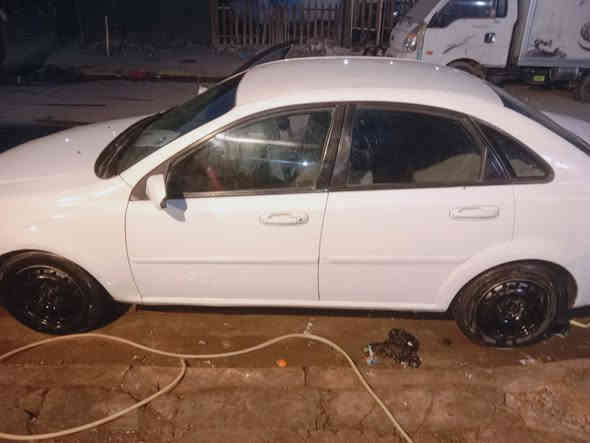 لسلام عليكم اوبتر 2012 رقم نكليزي سياره كامله تخم تاير سياره بسمي 65او بيه مجال مكاني الدوره ابو دشير 
***********
