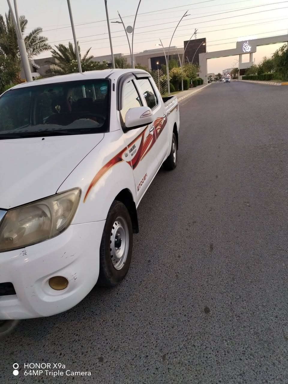 سلام عليكم البيع وبسعر مناسب 120وبيه مجال شي قليل بكم كويتي شاصي  19 موديل 2006 بيه صبق 3 قطع بدون دواخل شرط محرك لاتنقيص ولايبخر شرط كير شرط صدر مامي خلفي جديد تخم تاير جديد تبريد ثلج رقم ربيل دولي شرط القرامات والتحويل مكان تكريت الديوم سيارة مال جناي كلشي كو بسوك ملاحضه عتذر عن القصط والوعد السعر 120وبيه مجال شي قليل ماشراي لا تخابر وتعبنه ونتعبك رقم تليفون ***********
