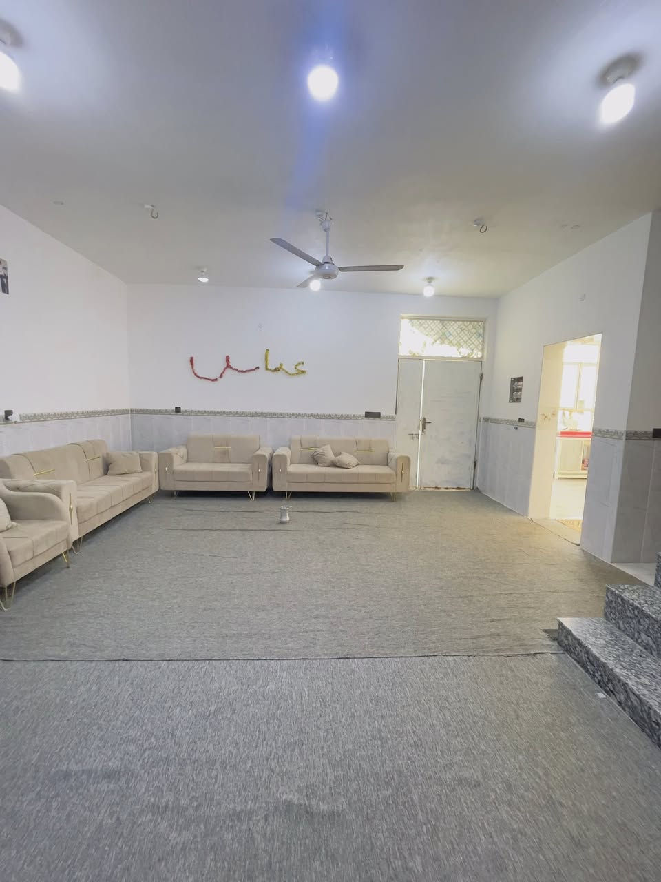 سلام عليكم 
دار للبيع في منطقه حي النفط مقابل ال كركوش 🏠🏠
طابو زراعي نقل أسهم شارع ١١م 
المساحه ٢٠٦م طابق واحد بناء ٢٠٢١
يتكون من غرفتين كبيرات +استقبال+مطبخ+صاله+صحيات داخل وخارج 
للاستفسار آكثر ومعرفه السعر اتصل او مراسله الصفحه 
ملاحظة نستقبل جميع العروض ماعليكم سوى الاتصال او زياره مكتب #فراس #الزيادي للعقارات 
الواقع في حي ألحكم قرب صيدليه آدم وسنكون في خدمتكم 
***********📞📞📞📞
