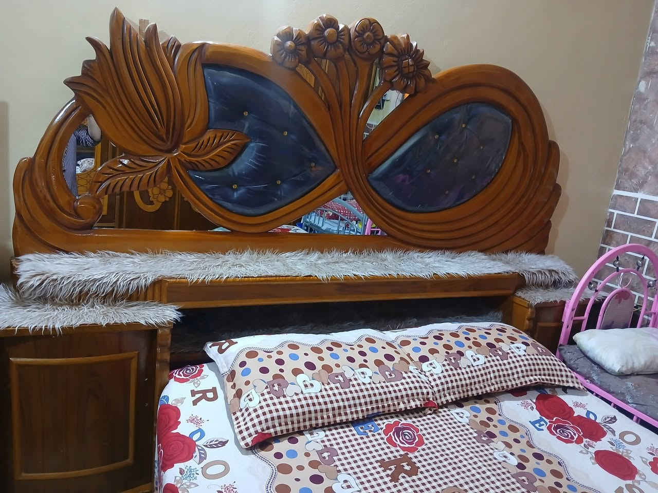 عندي هاي الغرفه للبيع حطاطه صاج لانو ضخمه اريد ابيعه نضيفه 800 وبيه مجال


**إذا كنت صاحب هذا الإعلان وتريد حذفه لأي سبب، رجاءا أرسل رسالة إلى الدعم الفني**