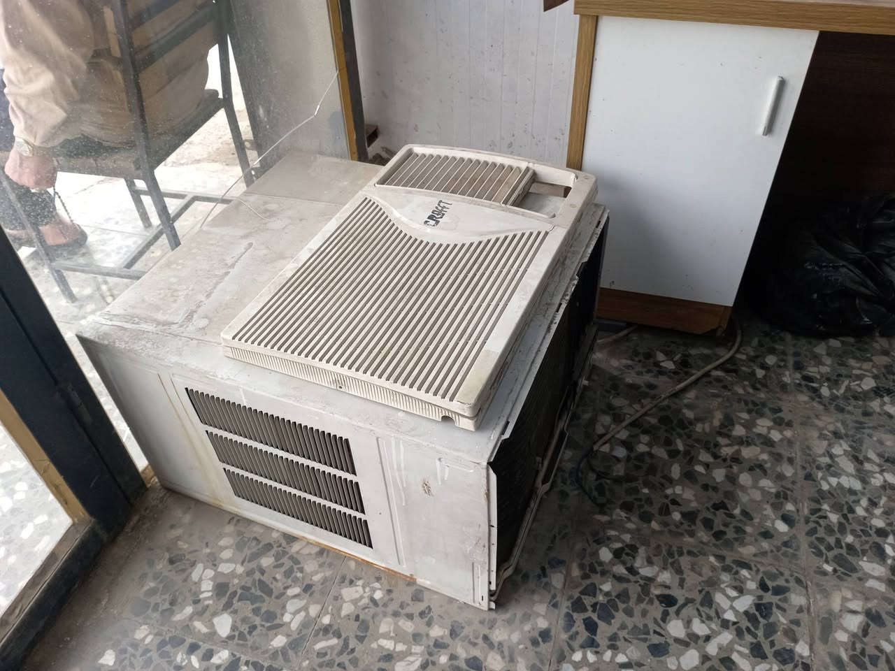 مكيف ٢طن كرفت بلادي شغال قرص الشركه ٢٥٠الف بغداد الشعب


**إذا كنت صاحب هذا الإعلان وتريد حذفه لأي سبب، رجاءا أرسل رسالة إلى الدعم الفني**