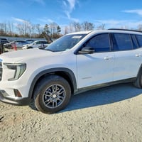 جي ام سي اكاديا • ٢٠٢٥ • مزاد أمريكي