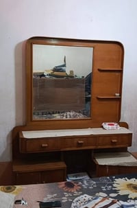 قيم وأخذ • غرفة اخشاب