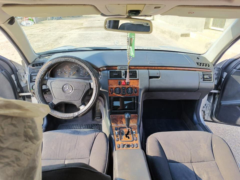 للبيع ام عيون موديل 99كفاله عامه بس صبغ جماليه تخم تاير حداديه  فول بسمه تحويل ثاني يوم عنوان ميسان *********** سعر 100 دفتر
