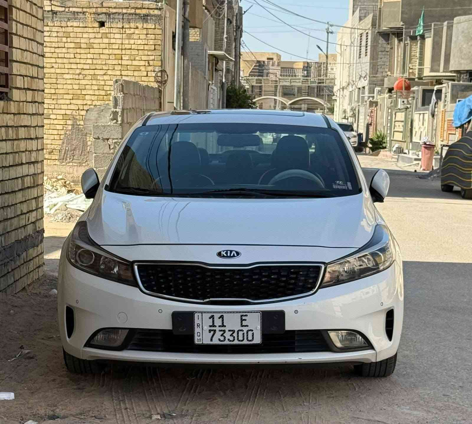 #جوز___و__لوز__و___كتاكيت 🐣
كيا سيراتو 2017 خليجي موصفات ايراني vip 
 السياره جديده و كفالة عامة من كلشي 
 مكينه 2.0دوش المرغوب بوضع الشركة 
ماشيه 68 الف حقيقي شرط الفحص 

فول مواصفات للاخير 1/1
سلايد روڤ فتحه 
بصمه تشغيل +بصمه ابواب 
كشنات كهربائي خزن ميموري 
كشنات جلد تدفئه تبريد 
تبريد قطعتين 
لايت خلفي تلد لايت زينون 
مانع انزلاق،  مري شفط 
صندوق ذكي قياده ذاتيه 
للاستفسار ***********
. 
. 
✅علق تم يصلك السعر خاص مباشرةً ⚡💰⚡💰⚡
. 
. 
. 
. 
. 
. 
. 
. 
💥اذا كنت تريد نشر سيارتك تواصل معنا عبر الصفحه.
