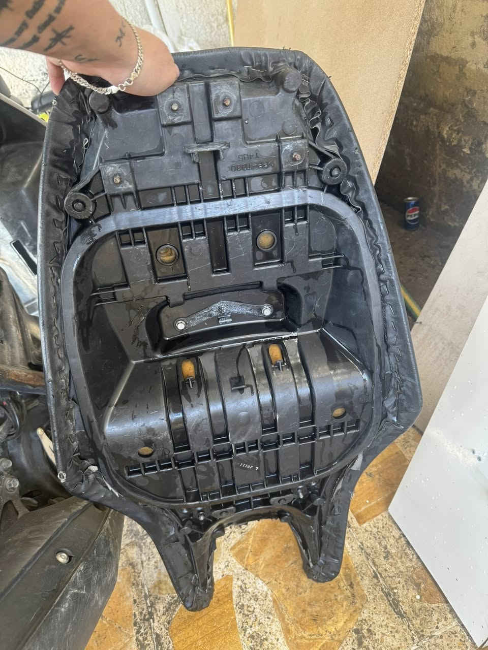 سلام عليكم ترايش مال 530  ABS 
يمنه ويسره نضافتهن ٧٥ او ٨٠ بل ١٠٠ 

كشن تيماكس 2011 لووك شخط مابي ومابي اي نقص 

شباب الغراض ثنينهن مال دراجات مو تجاريي اصلي اصلي اصلي


**إذا كنت صاحب هذا الإعلان وتريد حذفه لأي سبب، رجاءا أرسل رسالة إلى الدعم الفني**