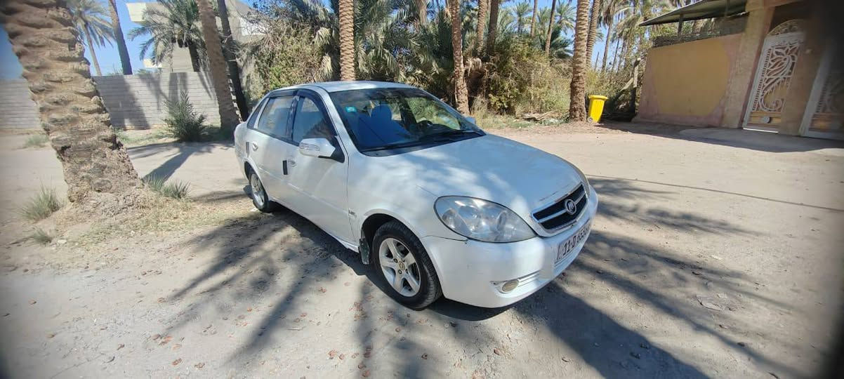 سلام عليكم سياره ليفان 520للبيع موديل 2011بيها صبغ بل باب الأيمن الخلفي+الجاملغ الخلفي فقط مصبوغات
مع وجود رصعات خفيفه تبريد شغال كهربائياتيها كلها شغاله تخم تاير جديد 
رقم انكليزي جديد باسمنا السعر 35بيها 
مجال بسيط  ***********الاستفسار على الرقم
