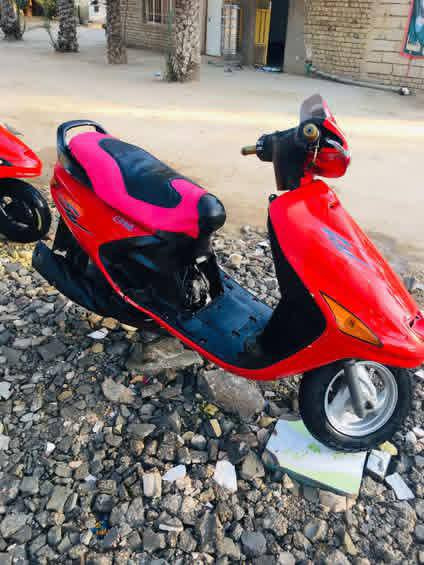 دراجة للبيع فراشة فحل لدراجه حلوه عوزه نواعم لسعر350وبيه مجال مكاني صلاحيه شاميه اتصل على رقم الهاتف  ‏‪***********‬‏
