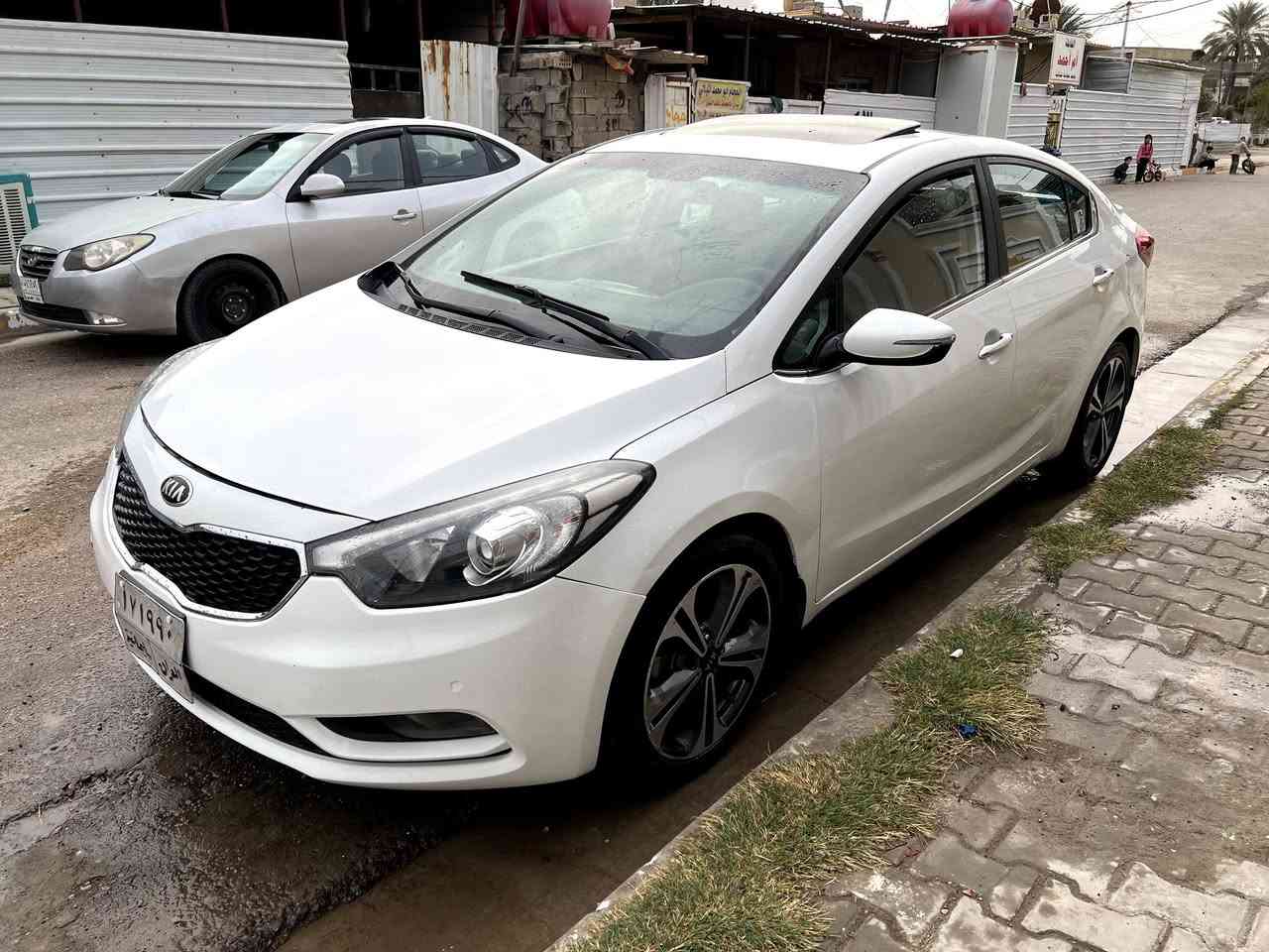 يا الله
السلام عليكم 

كيا سيراتو خليجي ٢٠١٤ شركة البخيت

مكينه ١٦٠٠ لاتبخير ولاتنقيص

تبريد قطعتين 

حساسات 

اشاير بالمري + مري شفط

ثلاث انضمة قياده

شاشه تاب كامره

خمسه ويل كب

مكفوله من الصبغ عدا شبر بالجاملغ خلف السكن

سونار موجود بالمنشور

العنوان بغداد الكرخ

السعر ١١٥ وبيه شويه مجال

***********/***********
