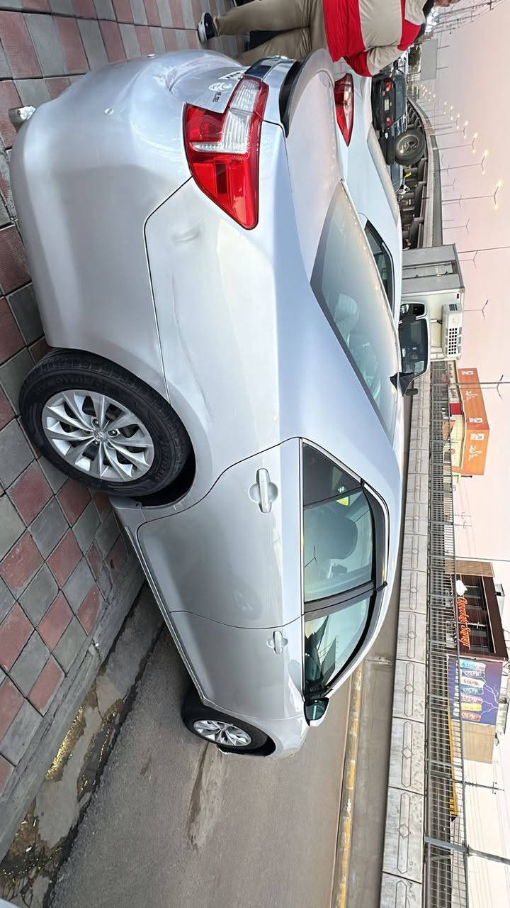 كامري 2012 رصاصي وارد امريكي رقم بغداد تحويل مباشر
بسعر 130 ورقة
مواصفاتLE 
محرك2500 vvt
مكانها الانبار الفلوجه 
قطعه وحده صبغ موضح بالصوره
وبارد بالچاملغ الامامي اربع اصابع
الهاتف/***********
