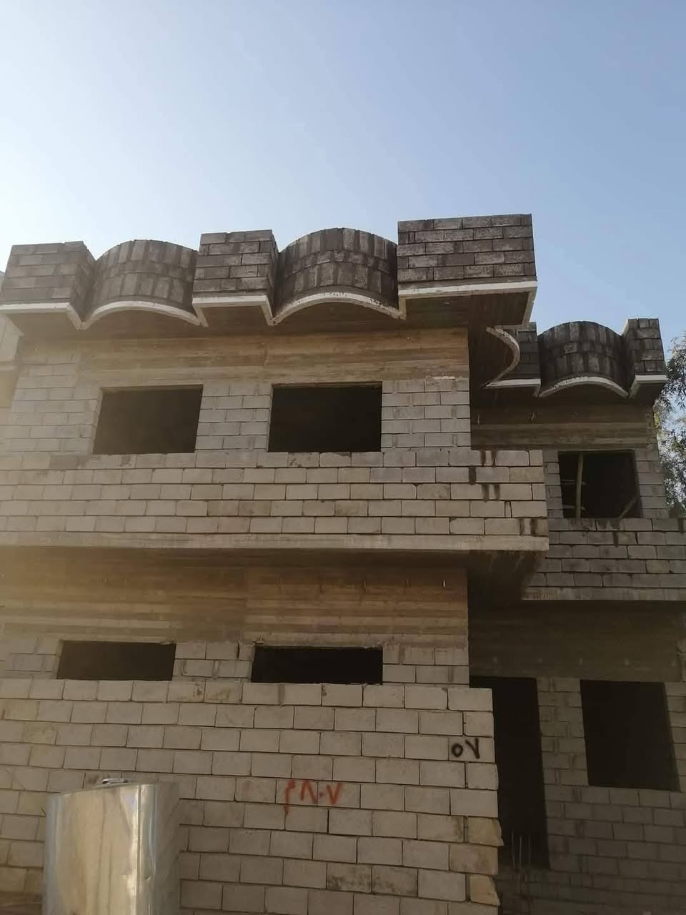 جزء من شغلي بلوك حجر رصيف شارع شرط الشغل استلام مهندس عمر البنا خابرني ودلل ***********
***********
