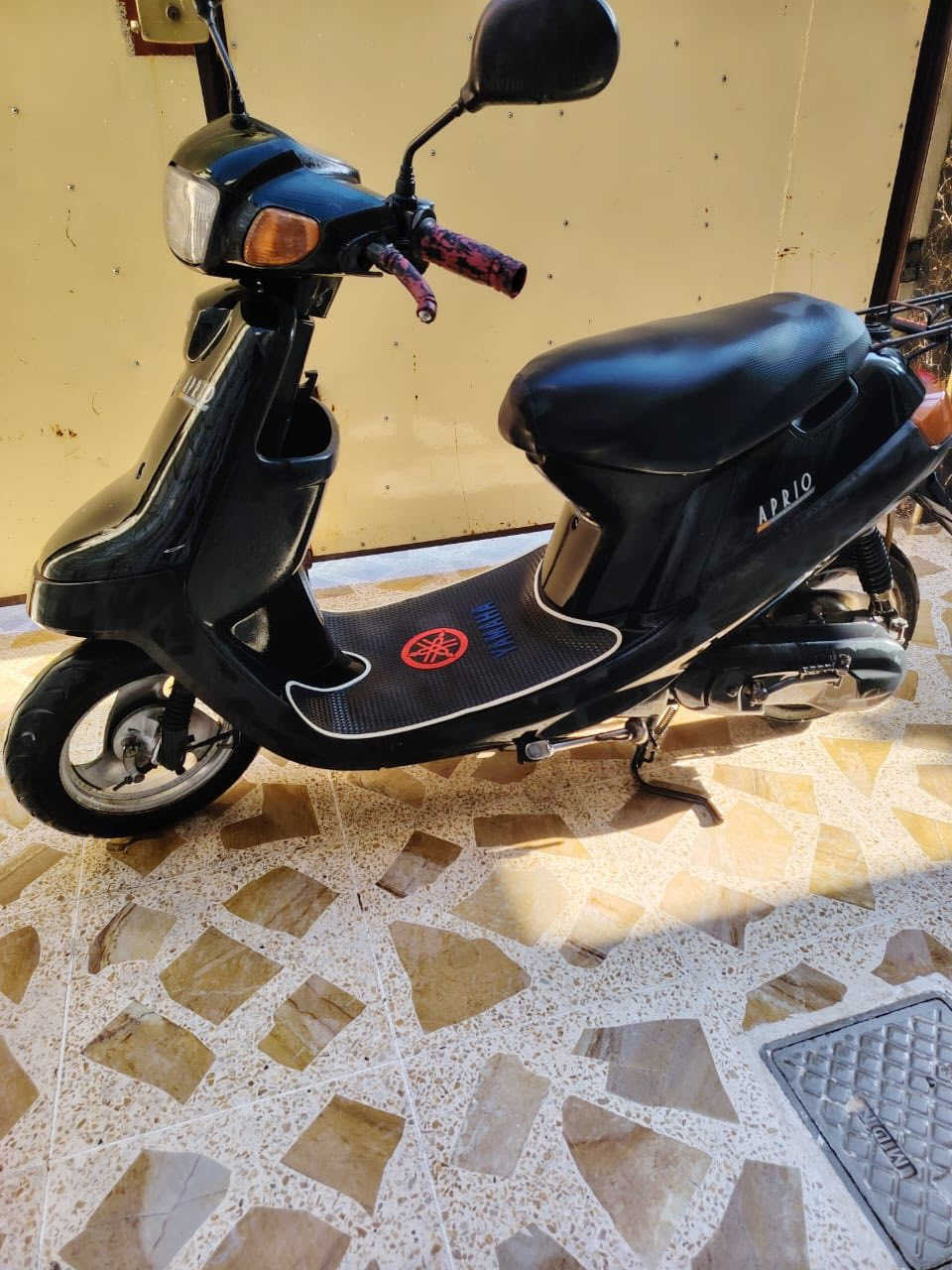 السلام عليكم
ماطور بوتين للبيع  درع مال شركه محرك شرط 
 شاصي شرط ويرمينه شغاله كلها سلف شغال بس باتري يعوزه تحريكه ومعدل يكمز من جواك الماطور جاهز ربع ماتصرف عليه السعر550وبي مجال مكاني الهرمات الاستفسار ***********
