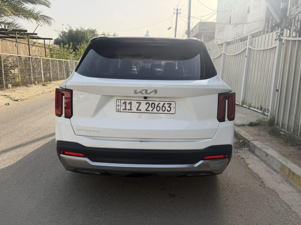 السلام عليكم كيا سورنتو
خليجيه ام الضمان 
موديل2025 
ماشيه 15
بحاله الوكاله
مواصفات:
6سلندر شاشه كبيره جي بي اس 
7راكب صندوك كهرباء 3 قطع تبريد 
كشنين كهرباء باب كهرباء 
حساس امامي خلفي شاحن واير ليس 
مري ترحيب تشغيل ع بعد كير ماوس 
السياره بدون صبغ وبدون ضربه 
مكان:الكراده
الرقم:***********
