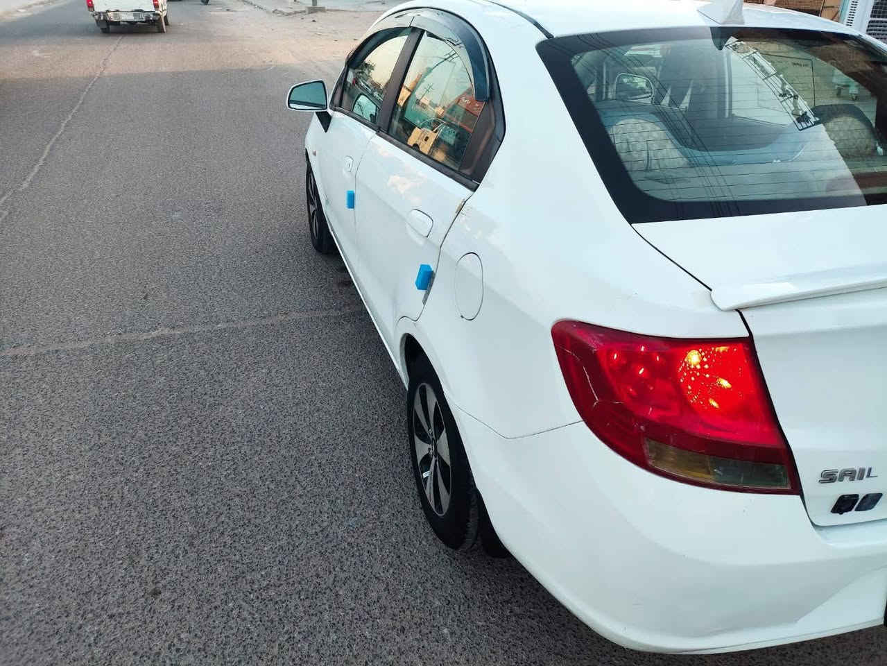 السلام عليكم ورحمه الله وبركاتة شوفر سايل للبيع رقمة بغداد مكينة وكير بيكاتشو كورلة توة شادهن نظيفة من بدي وتاير سيارة جاهزة ماتخسر علية سعر 58وبية مجال مكاني ناصرية ***********
