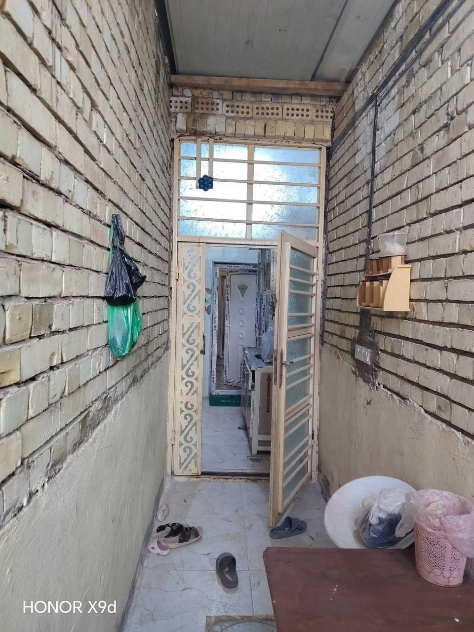 دار للبيع 70م
طابو زراعي سند 25 دار مرقم

يحتوي على صاله و غرفه و مكشوفه و تخاريخ

بناء طابوك اساس صب سقف عكاده

عنوان نجف الاشرف شارع المطار الجديد عمود 55 قريب على سايدين مال مطار منطقه جديده بصفه شارع علكم صايره بين شويلي وعلكم 

سعره 60 مليون

اتصال على رقم

***********
