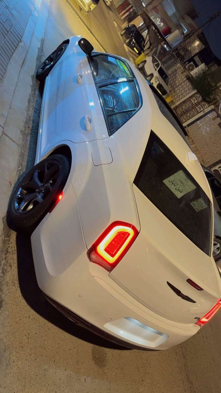 السلام عليكم 
للبيع اوباما S
مديل 2023 اصل 
ماشيه 19 الف 
بدون رقم تترقم جميع المحافظات 
فول مواصفات عده الرادار 
كفاله عامة حته الدعاميات 
تقرير فقط 
مكاني البصره حي المهندسين 
***********
السعر 325 البصرة, العراق
