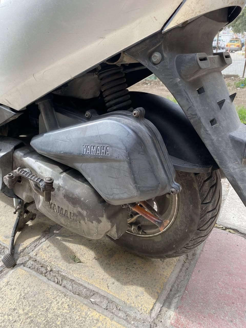 بريز لايت جوه 140 
دراجه بلاديه كلشي ممفتوح بيها ع وضعها كهربائيات كلشي شغال بيها السعر ٦٥٠ 
مكاني جسر للسنك ***********
