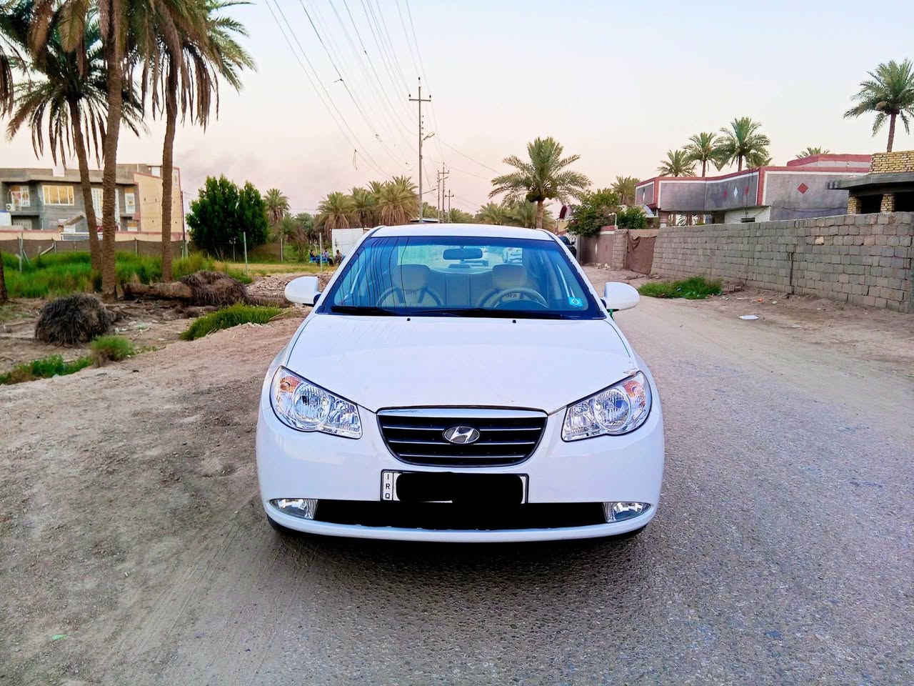 للبيع النترا 2011 خليجي رقم بغداد الجديد بسمي السياره جديده محرك 1600 دكشن عالي فول مواصفات عدا الفتحه السياره مكفوله من الضربه والفتح والتبديل بيه ربع الجاملغ الامامي وشويه من الباب بدون فتح السياره جديده مكينه كير حداديه جدد تخم تاير جديد تبريد ثلج السعر 95 وبيه مجال 
للاتصال ***********
***********
المكان بابل الحله

