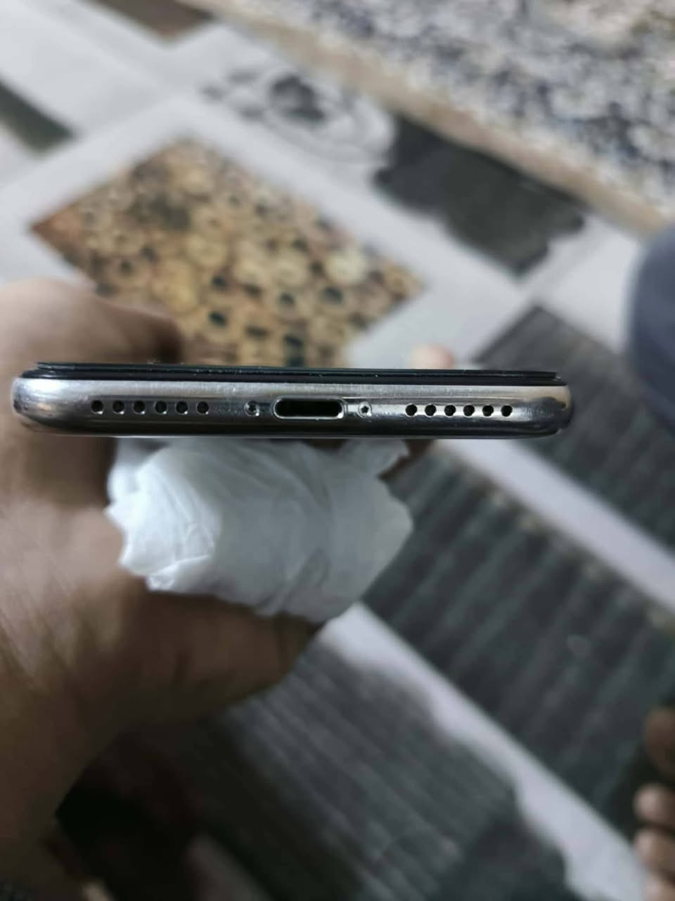 السلام عليكم ايفون اكس عادي ذاكره ٢٥٦ مبدل شاشه وبطاريه ١٠٠ وضهر مثل مموضح بال صوره فيس ايدي واكف باقي كله شغال نت اتصال صوت كامره بورتريه سيمكارت بوبجي 60فريم يشغل HDR السعر ١١٠ قفله العنوان بغداد الرشاد شارع القاعده رقم الهاتف ***********
