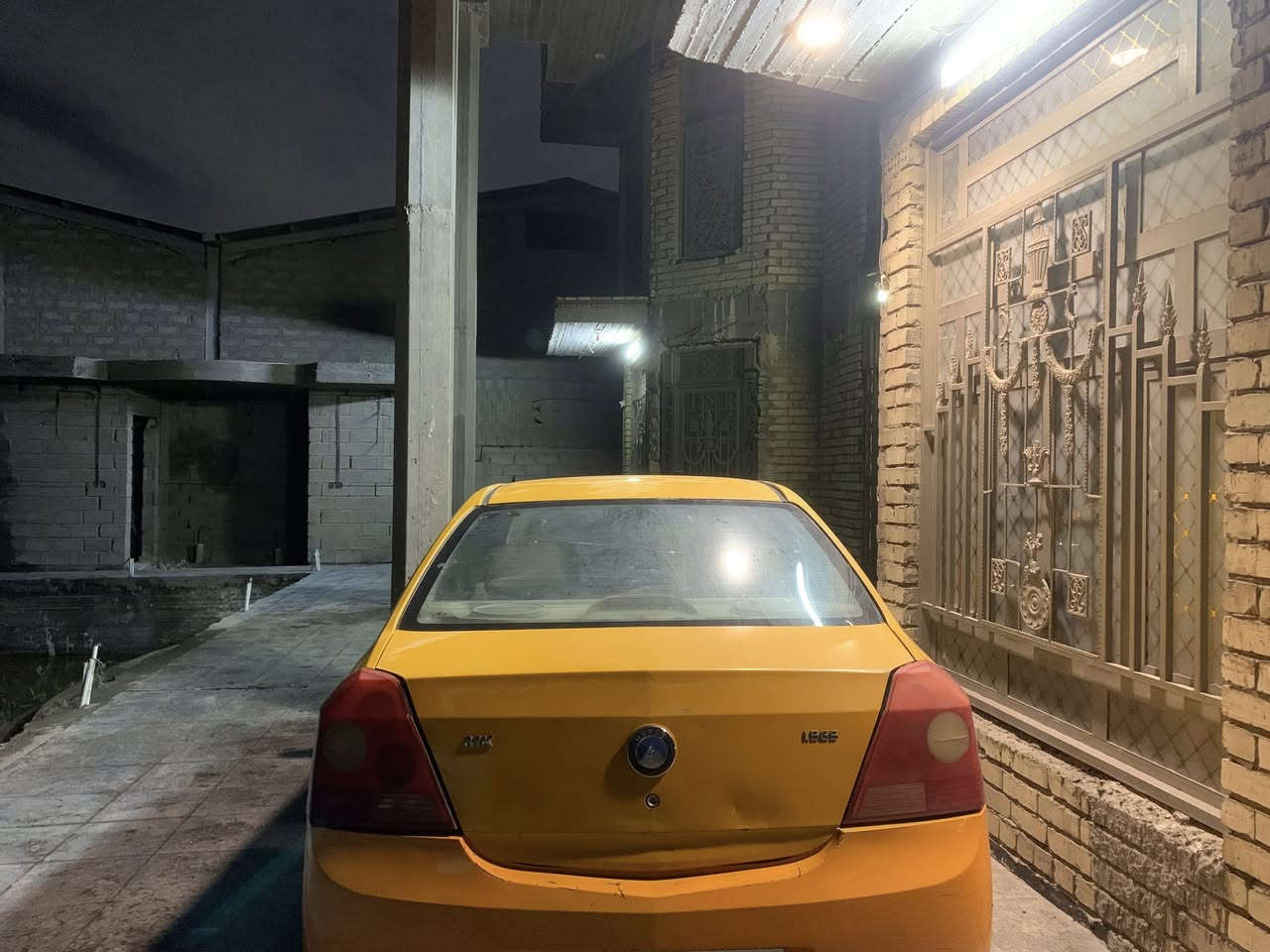 السلام عليكم 
جيلي ام كي 2013 
للبيع الرقم الجديد سنويه بأسمي
المكان الكاظمية قرب جسر الدوار 
للاستفسار الاتصال ‭0773 657 7651‬
