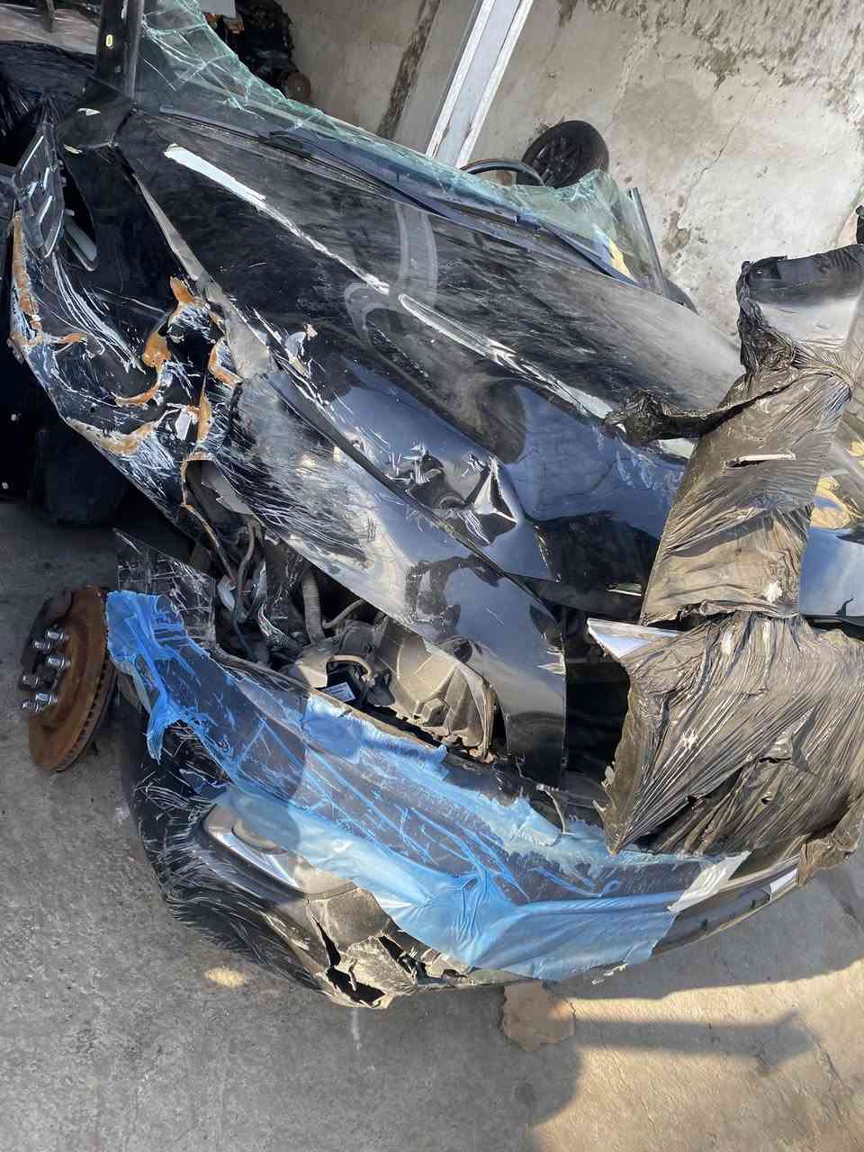 انفنتي موديل ٢٠١٦  Qx80 
كصه كامله  مع البوب والصندوك 
للاستفسار ***********
