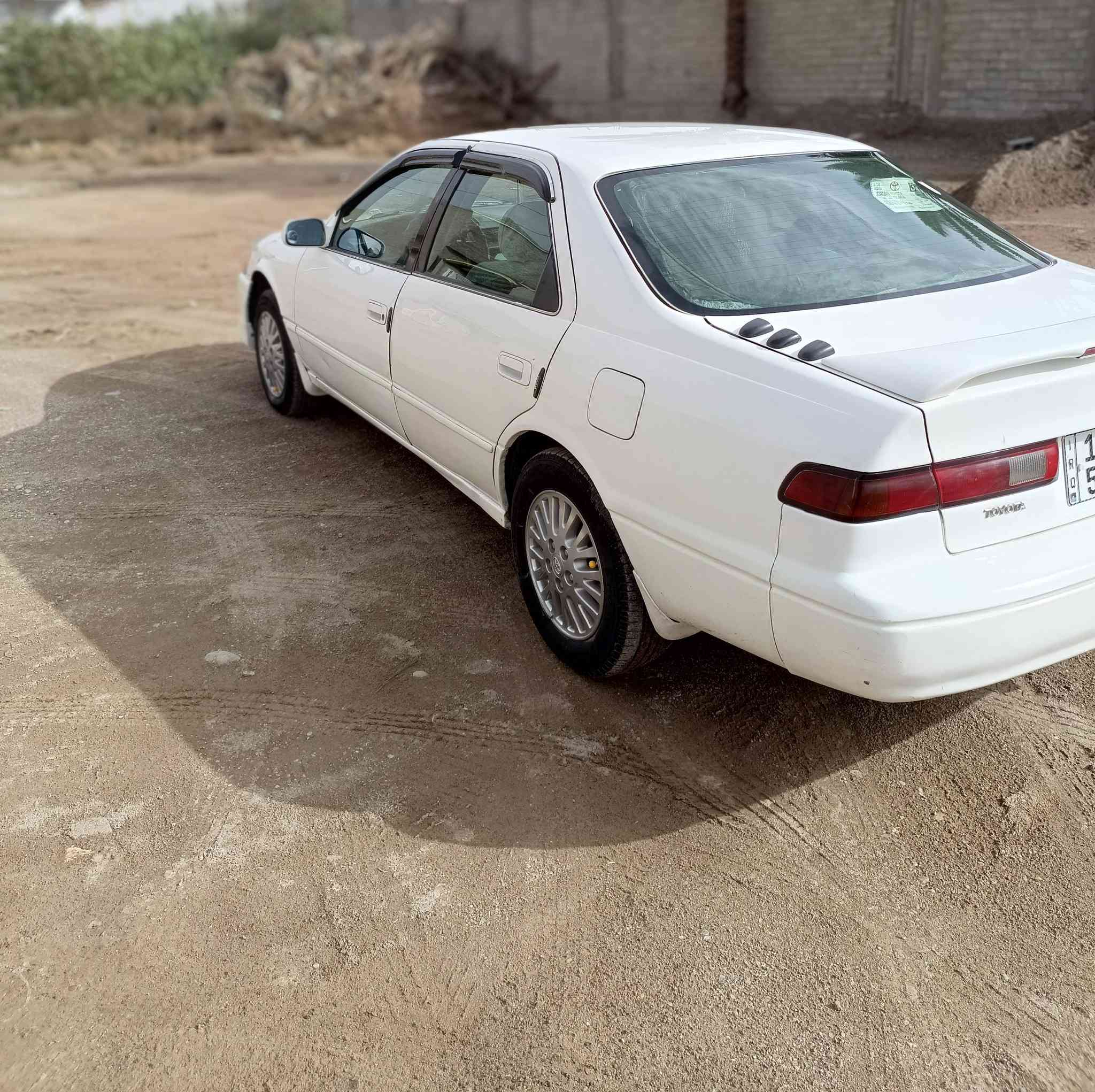 السلام عليكم كامري 99 محرك 4
رقم بغداد دولي باسمي للبيع أو مراوس حسب 

سياره بيها صبغ قطع بدون معجون أو ضربه 

سياره تخم تاير جديد سياره نضيفه جدآ 

 ***********
