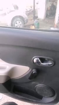 رينو سمبول • ٢٠١٦ • بوية ثنائية