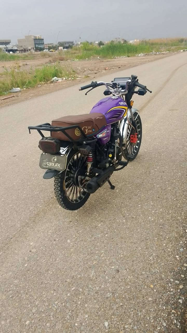 سلام عليكم سيفان موديل ٢٥مكفولة من كلشي مصار ٥شهر نازلة مابيهة كل نقص سعرها ٧٢٥
وبيها مجال حك جية مكاني ديالى خالص هبهب ***********
